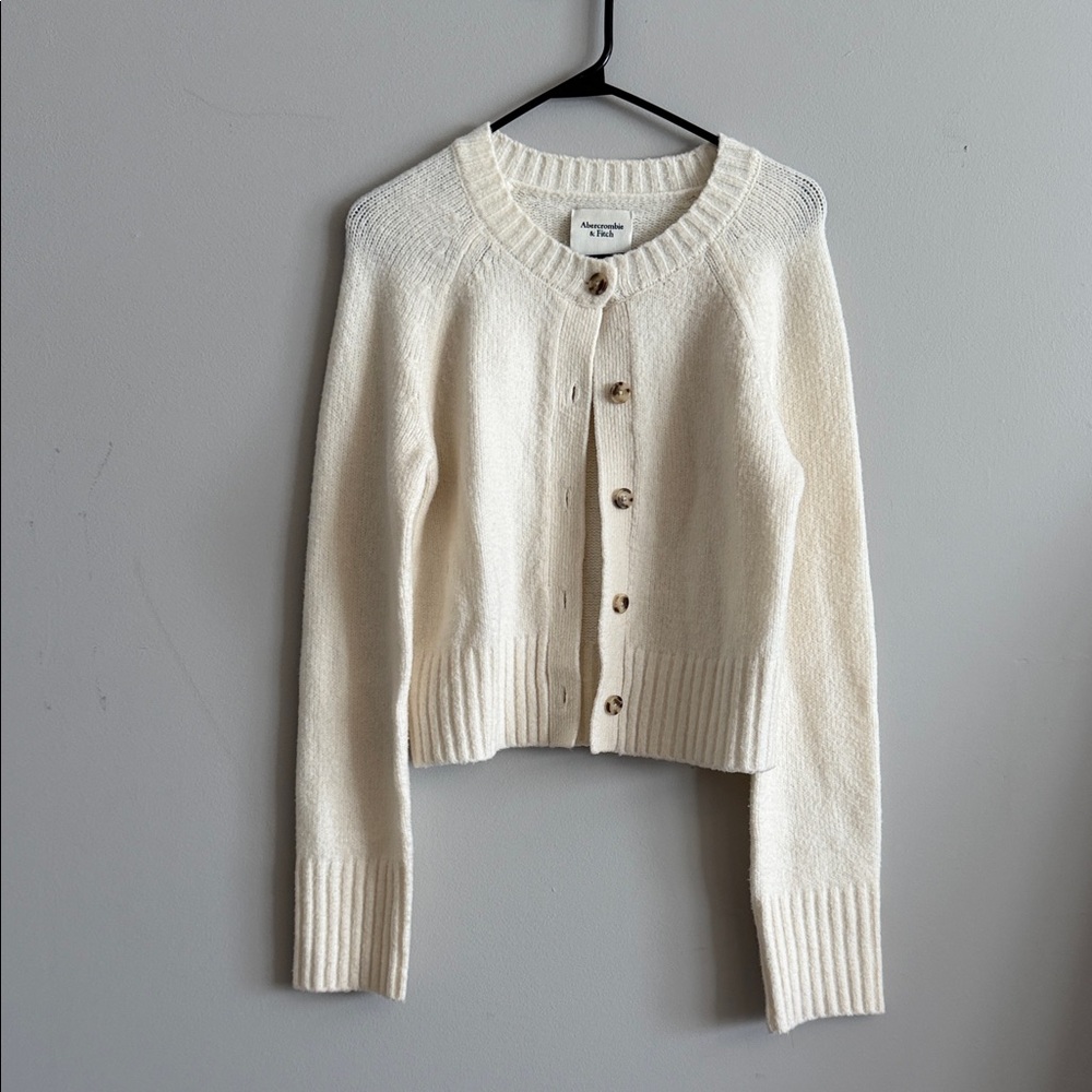 Abercrombie & Fitch Cream Button-Front Cropped Cardigan